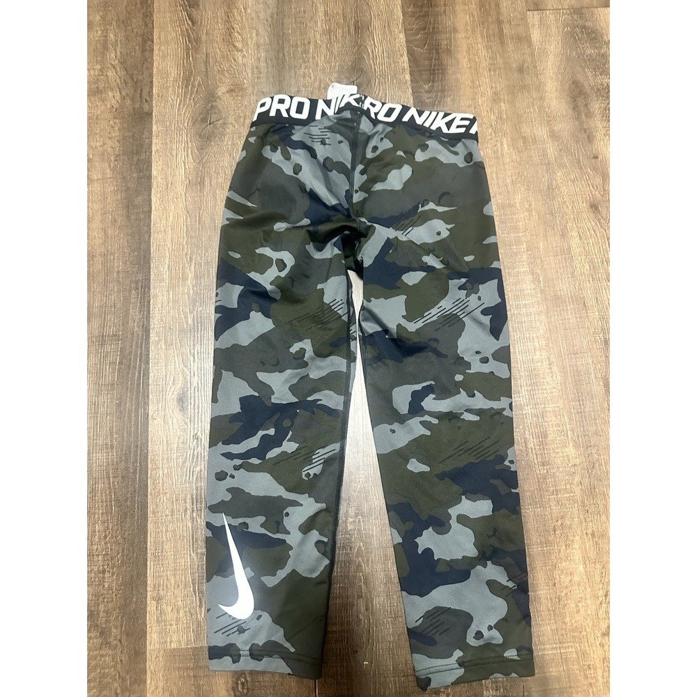 Nike Pro Men's Green Camo Cropped Tights Medium